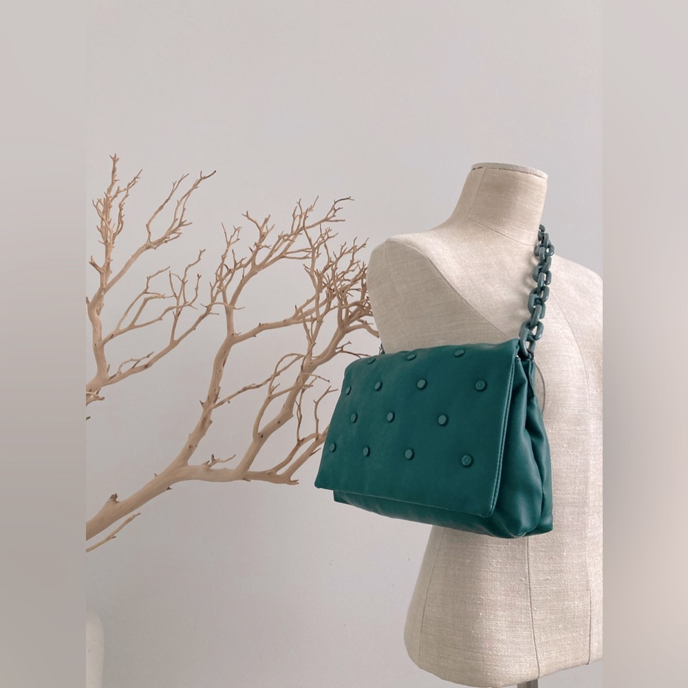 Boutique - new green bag